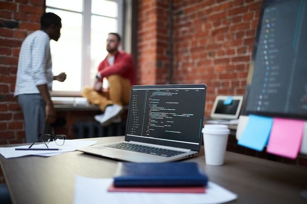 Come possono gli algoritmi contribuire al processo decisionale etico?